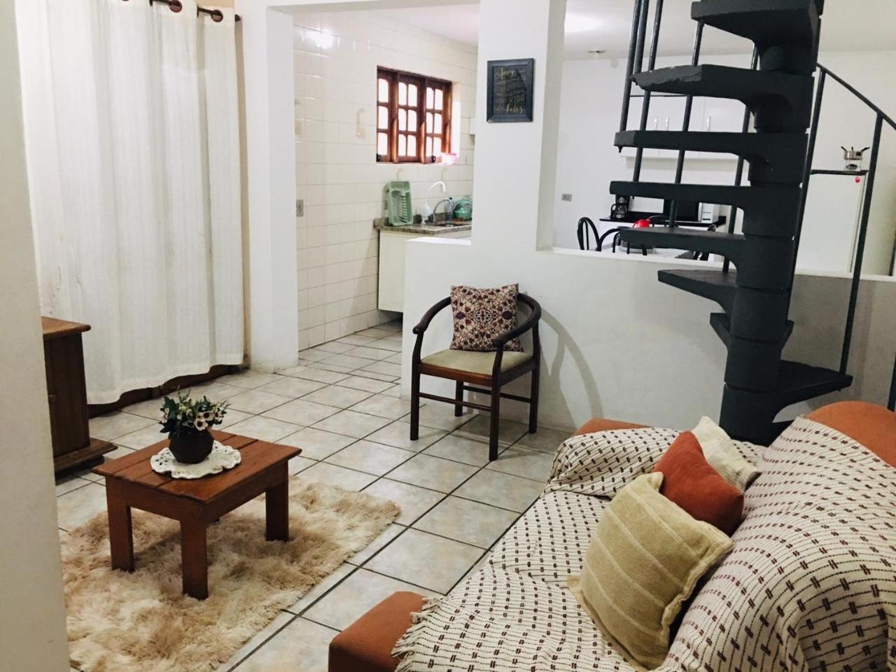 Apto Duplex Confortavel A Apenas 2 Km Do Capivari Apartment *